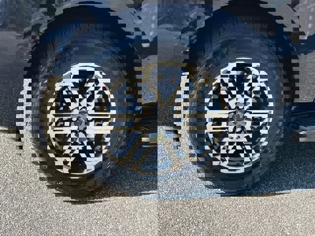 Certified 2025 Ford Expedition Active image 11