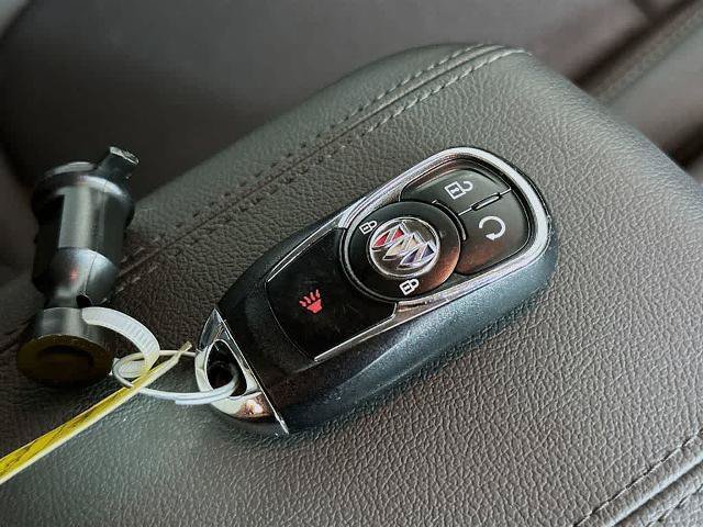 Used 2023 Buick Encore GX Preferred w/ Cold Weather Comfort Package AWD/4WD image 21