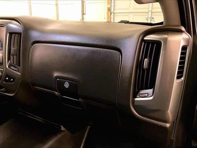Used 2018 Chevrolet Silverado 1500 LT AWD/4WD image 15