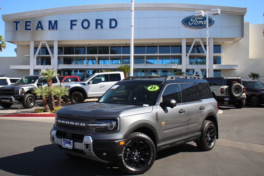 Certified 2025 Ford Bronco Sport Badlands w/ Badlands Tech Package AWD/4WD image 2