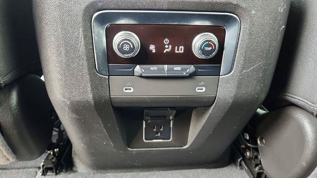Used 2024 Chevrolet Tahoe LT RWD image 25