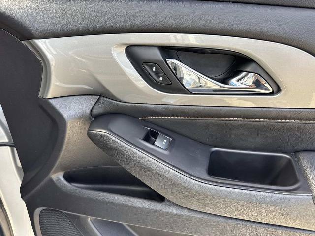 Used 2019 Chevrolet Traverse RS w/ LPO, Floor Liner Package FWD image 14