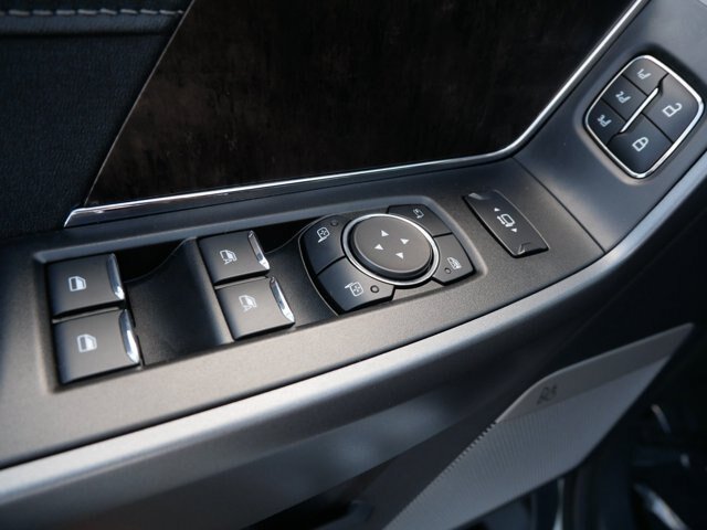 Certified 2025 Ford F250 Lariat AWD/4WD image 10