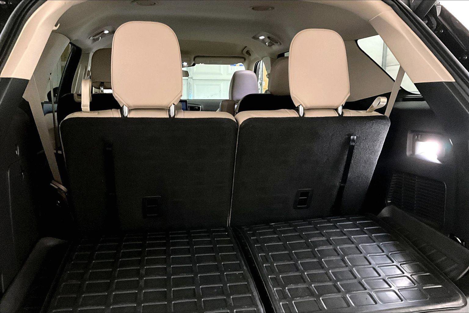 Certified 2022 Ford Explorer XLT w/ Equipment Group 202A image 35