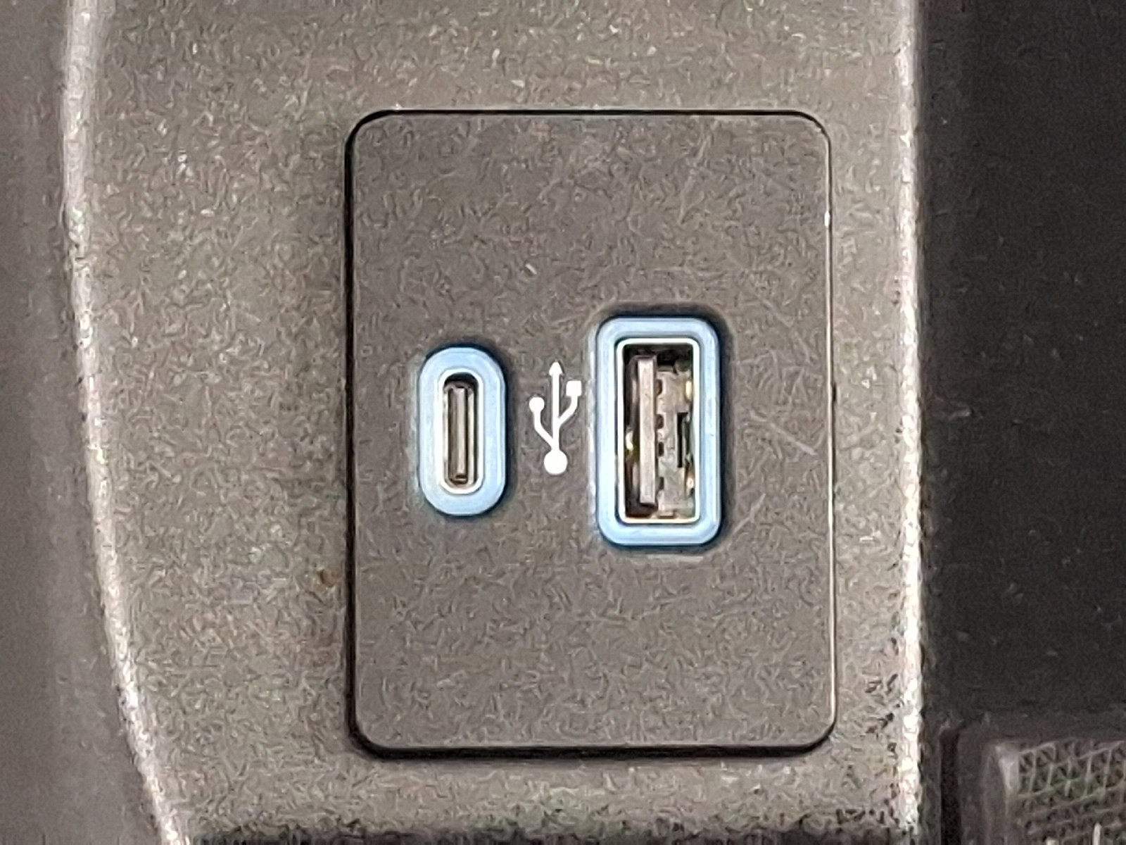 Certified 2022 Ford F150 XLT w/ Equipment Group 302A High image 24