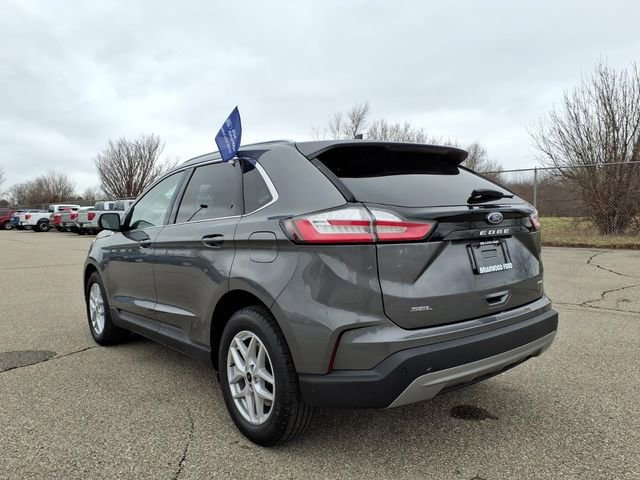 Certified 2023 Ford Edge SEL w/ Convenience Package AWD/4WD image 2