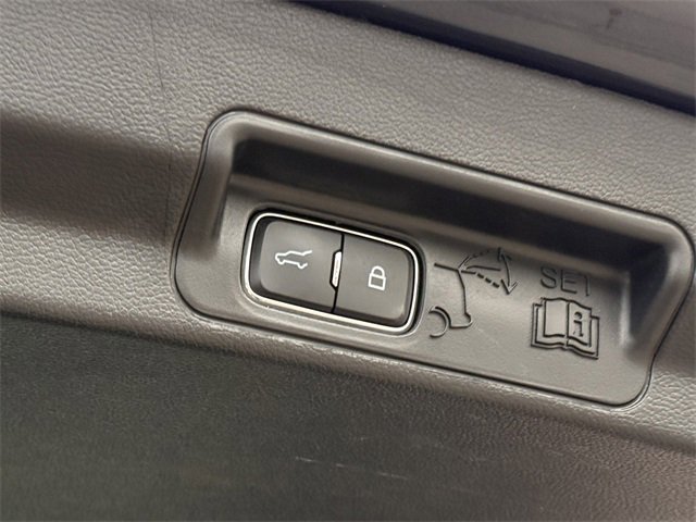 Certified 2022 Ford Explorer XLT w/ Equipment Group 202A image 28