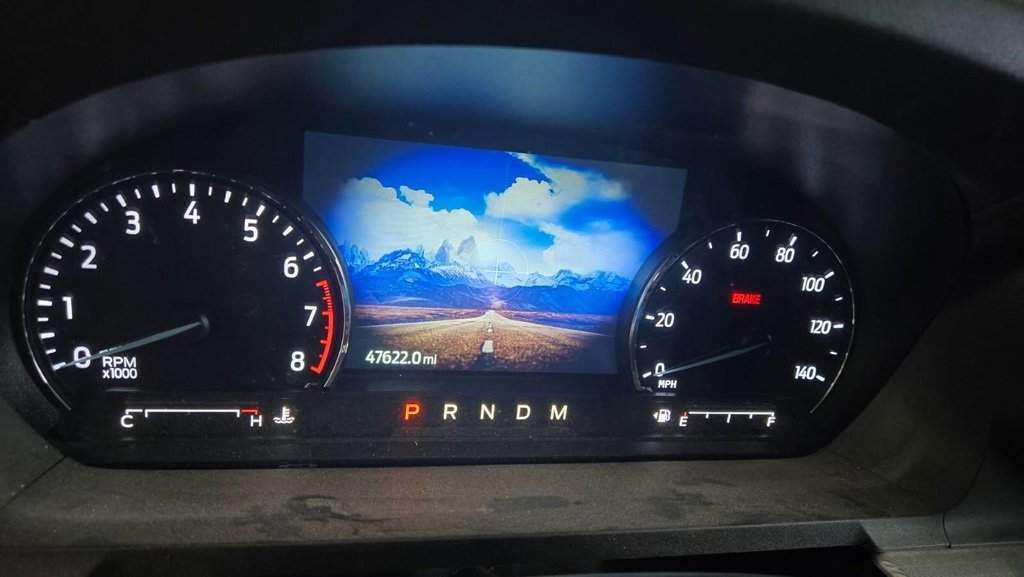 Certified 2020 Ford Explorer XLT image 3