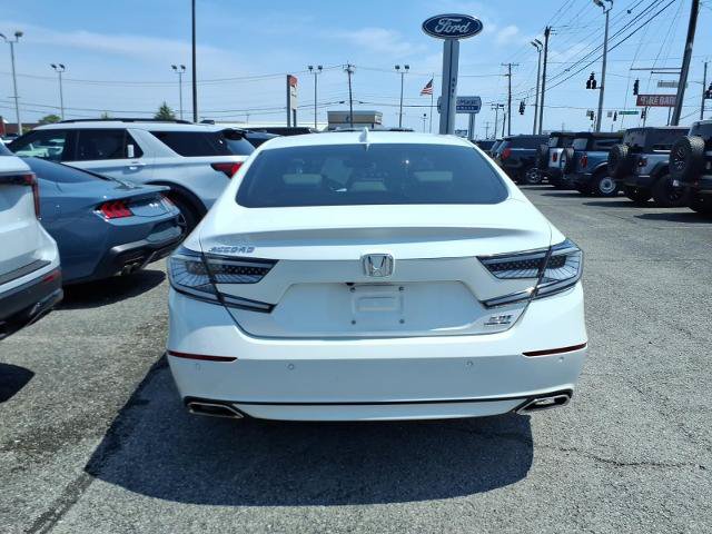 Used 2022 Honda Accord Touring image 6