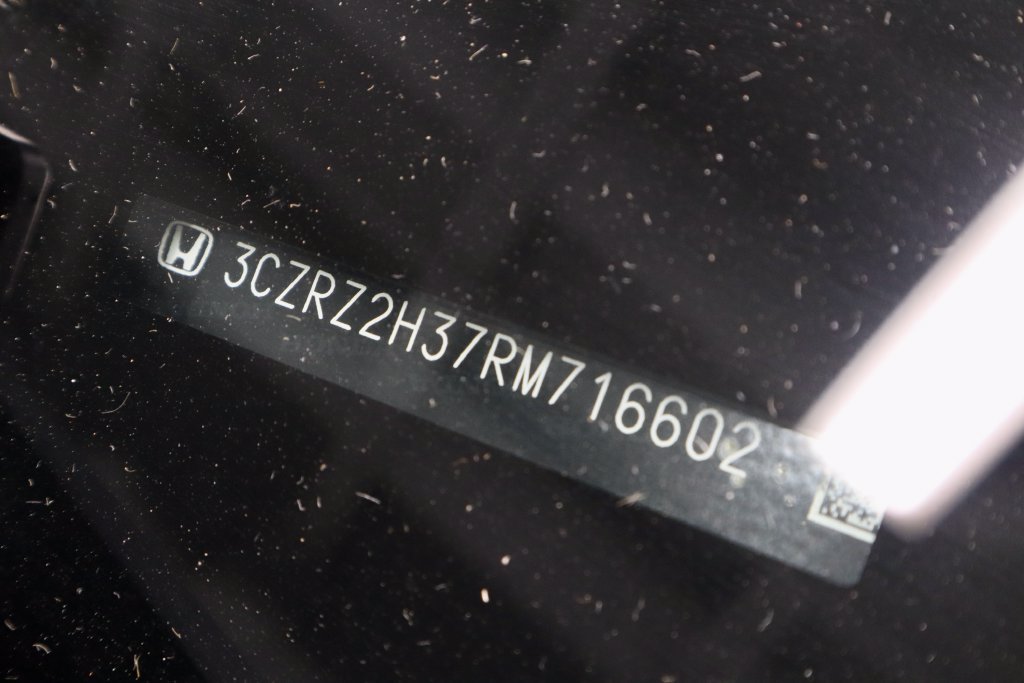Used 2024 Honda HR-V LX image 32