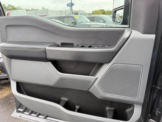 Certified 2023 Ford F250 XLT w/ Snow Plow Prep Package image 25
