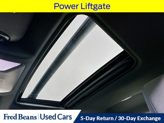 Used 2023 Toyota RAV4 SE w/ Convenience Package AWD/4WD image 28