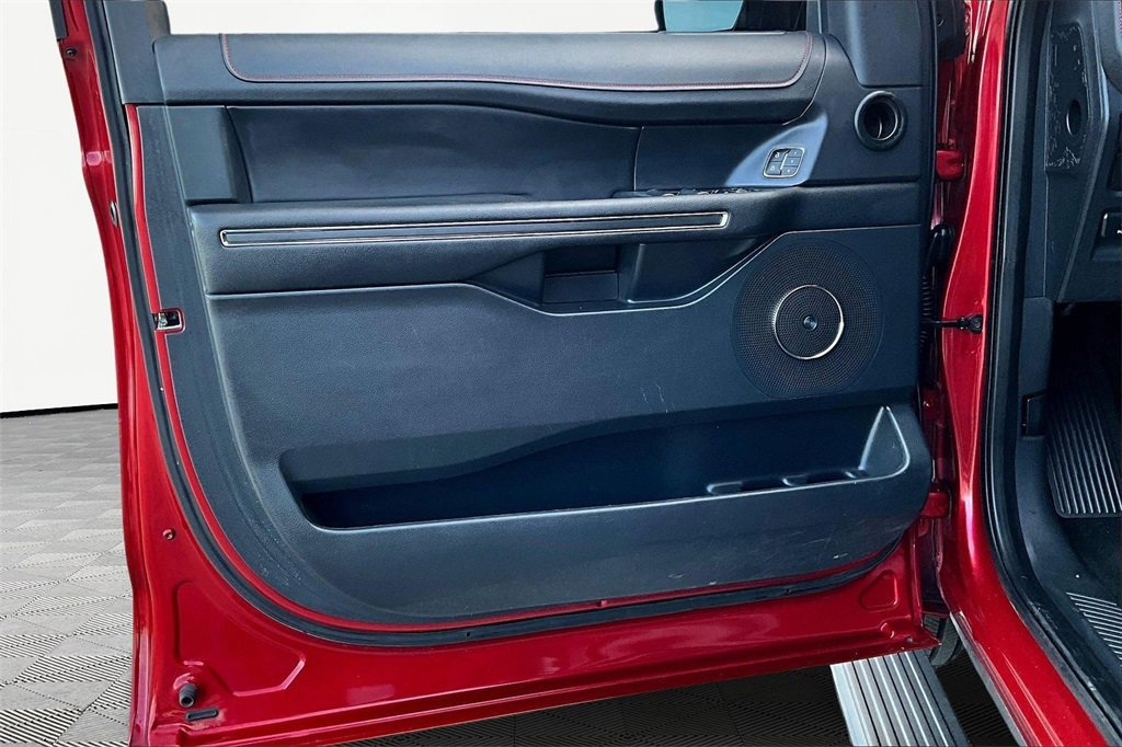 Certified 2022 Ford Expedition Max Limited image 23