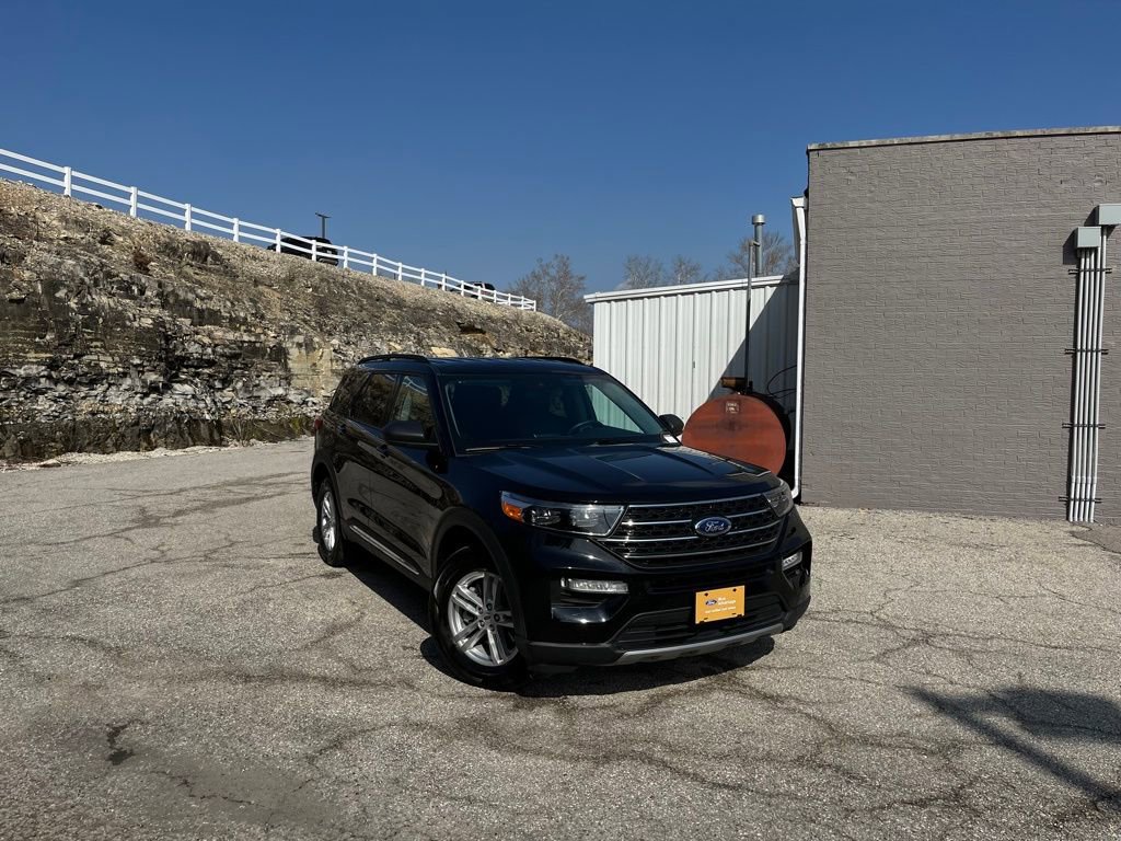 Certified 2023 Ford Explorer XLT w/ Equipment Group 202A