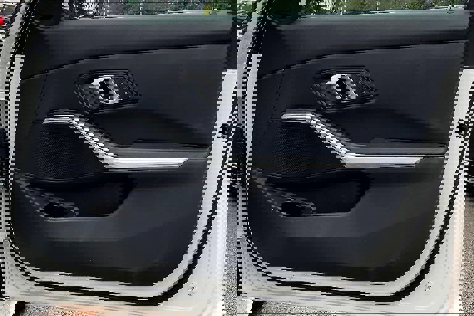 Used 2025 BMW 330i Sedan image 28