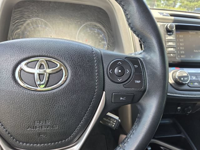 Used 2018 Toyota RAV4 XLE FWD image 21