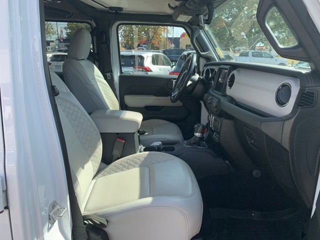 Used 2021 Jeep Gladiator Overland image 15