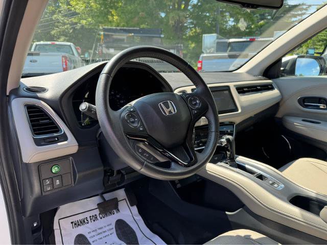 Used 2021 Honda HR-V EX-L image 16
