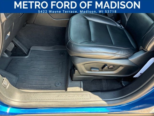 Certified 2022 Ford Explorer XLT w/ Equipment Group 202A AWD/4WD image 11