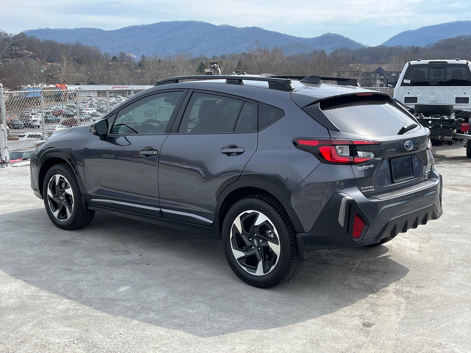 Used 2024 Subaru Crosstrek 2.5i Limited image 4