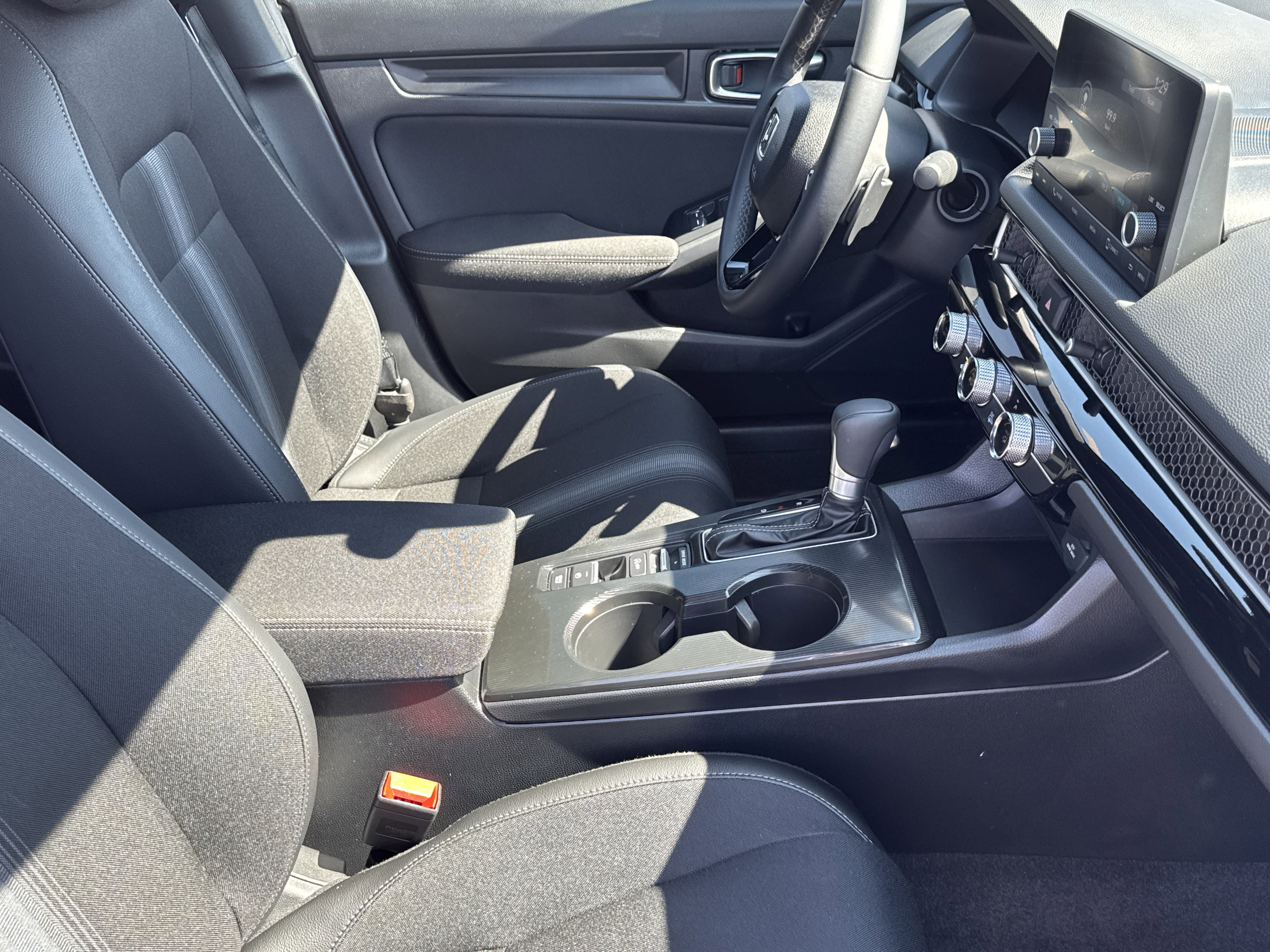 Used 2025 Honda Civic Sport image 14