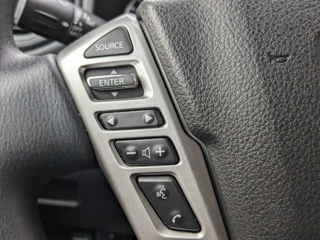 Used 2023 Nissan Titan SV AWD/4WD image 13