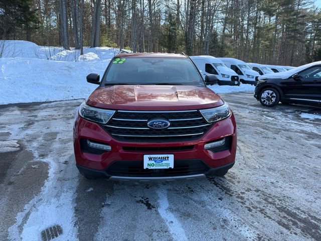 Certified 2022 Ford Explorer XLT w/ Equipment Group 202A image 13