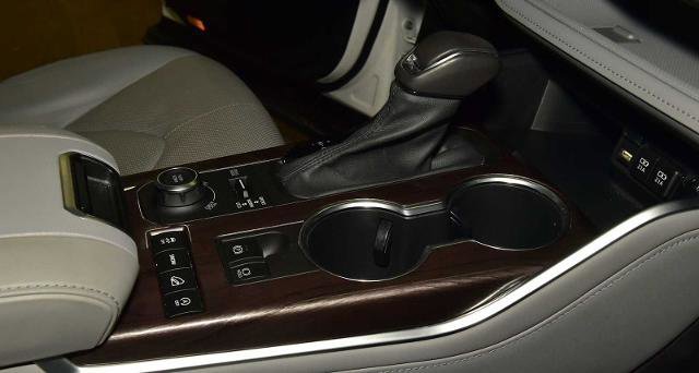 Used 2021 Toyota Highlander Limited image 21