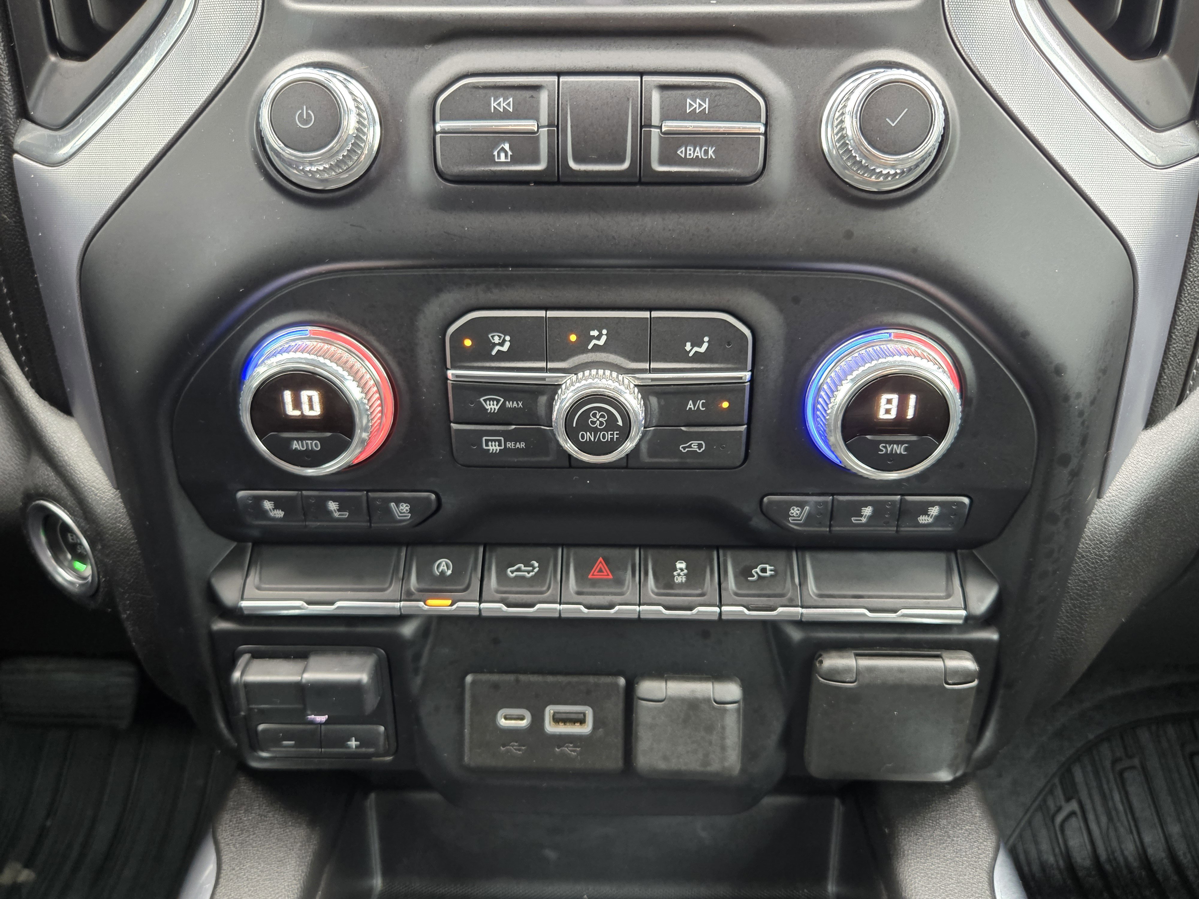 Used 2020 GMC Sierra 1500 SLT image 14