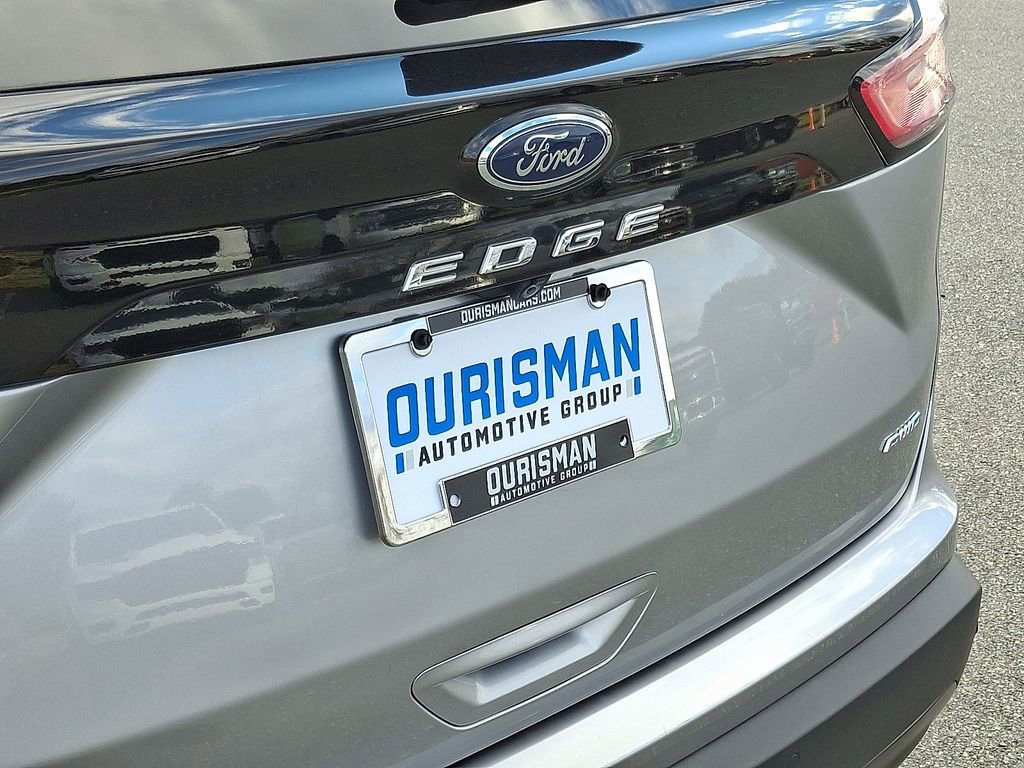 Certified 2022 Ford Edge SE image 30