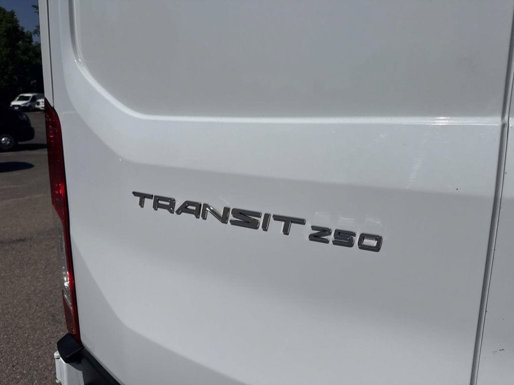 Certified 2023 Ford Transit 250 Medium Roof RWD image 5