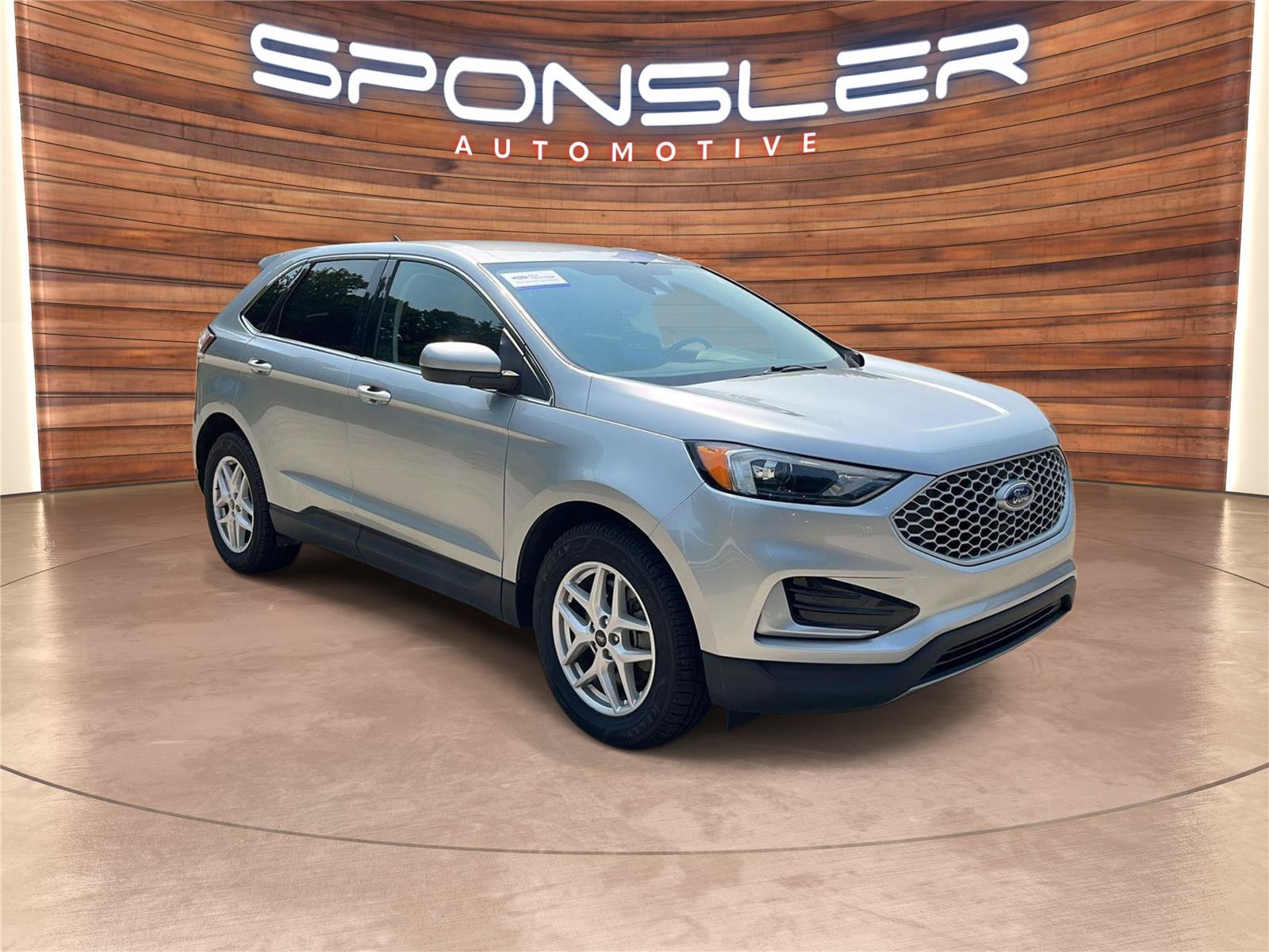 Certified 2023 Ford Edge SEL AWD/4WD image 9