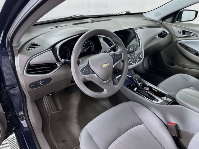 Used 2025 Chevrolet Malibu LT FWD image 14