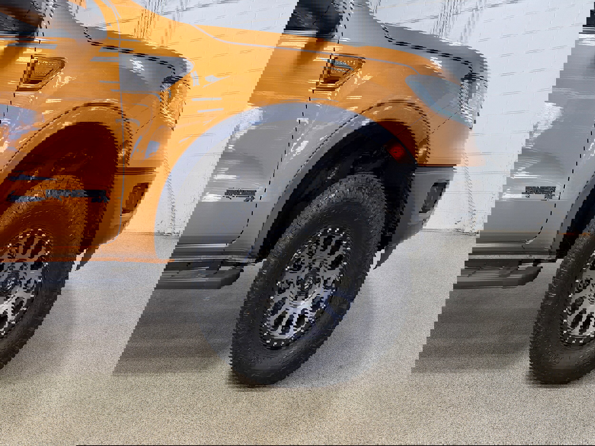 Certified 2019 Ford Ranger Lariat w/ Equipment Group 501A Mid image 33