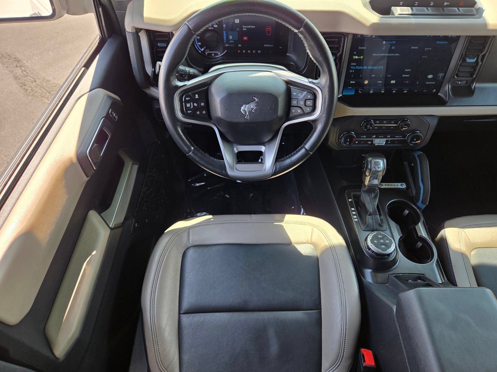 Certified 2022 Ford Bronco Wildtrak AWD/4WD image 12