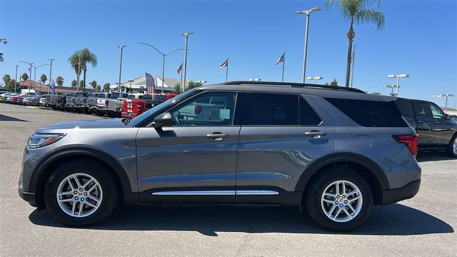 Certified 2025 Ford Explorer Active RWD image 7