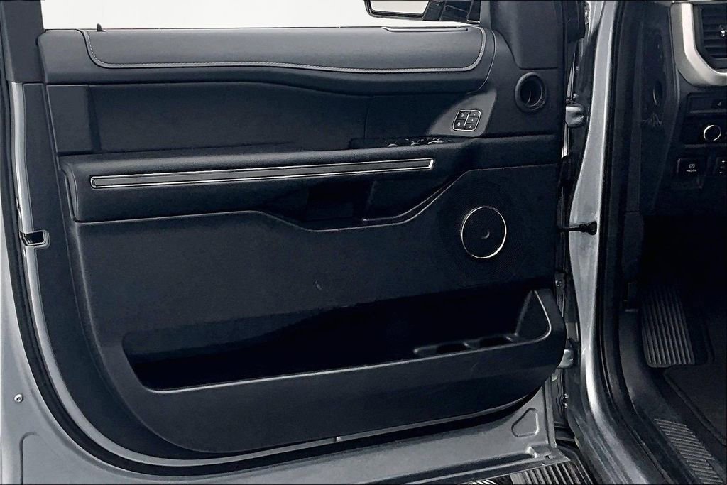 Certified 2024 Ford Expedition Max XLT image 23