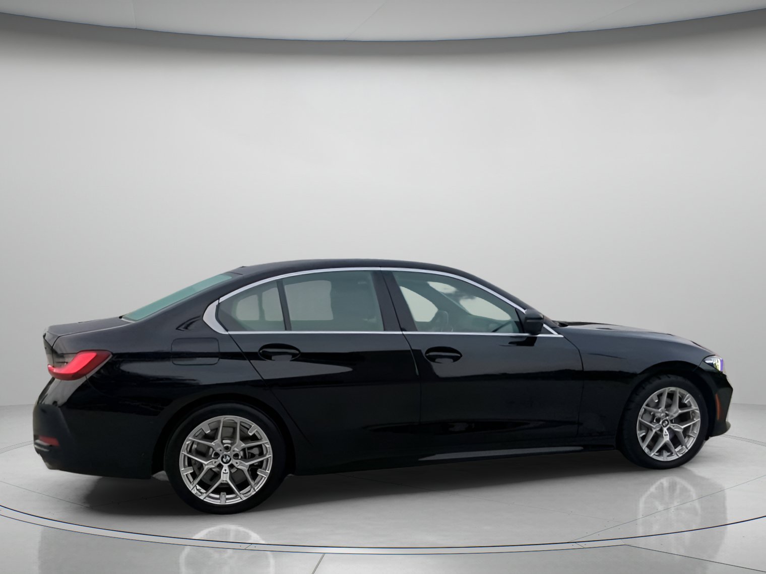 Used 2025 BMW 330i Sedan RWD image 31