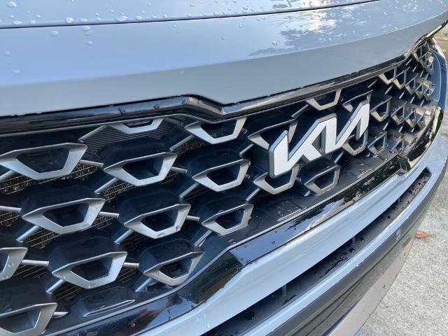 Used 2022 Kia Sorento S w/ Panoramic Sunroof Package AWD/4WD image 9