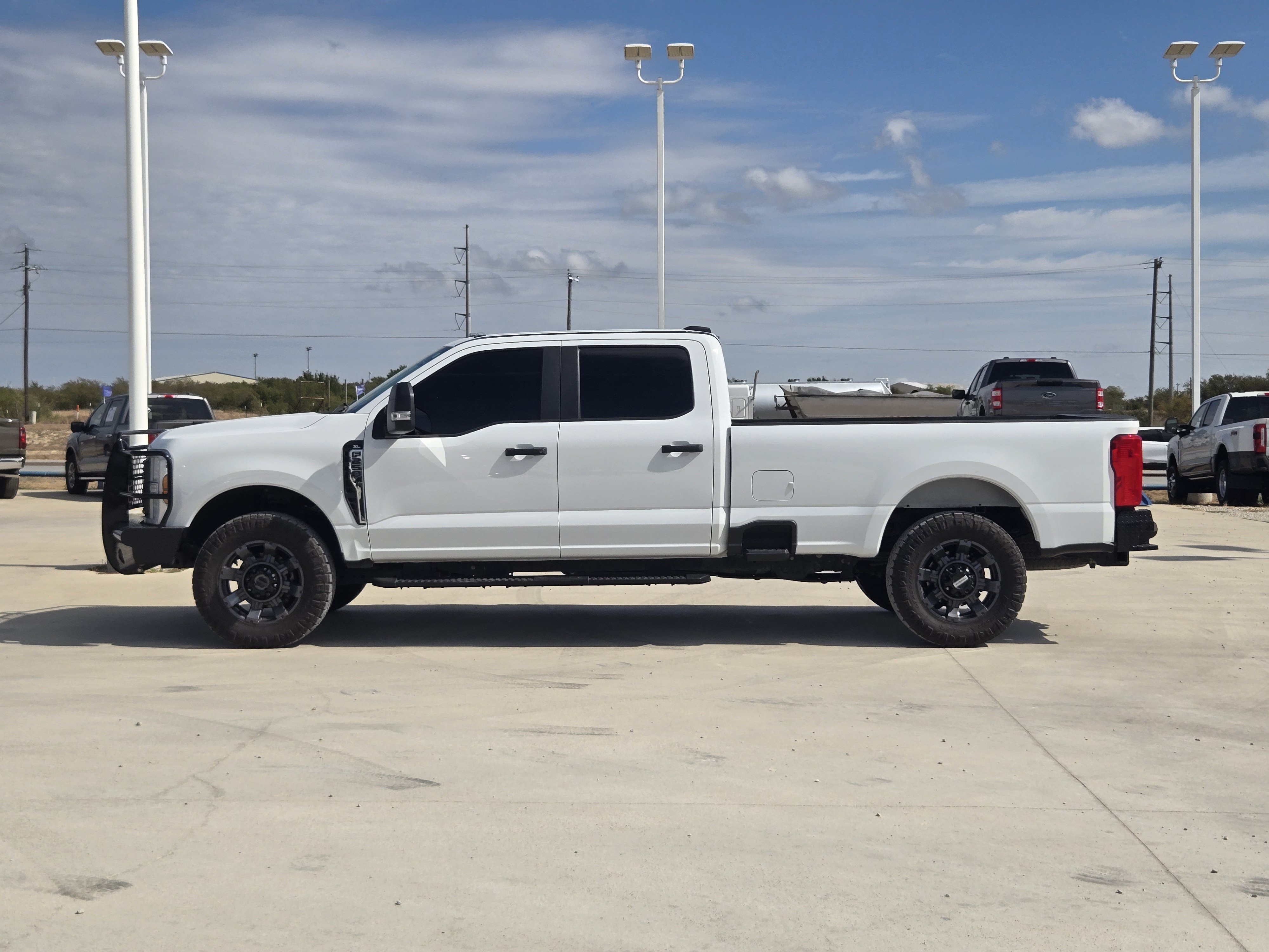 Certified 2024 Ford F250 XL w/ FX4 Off-Road Package AWD/4WD image 4