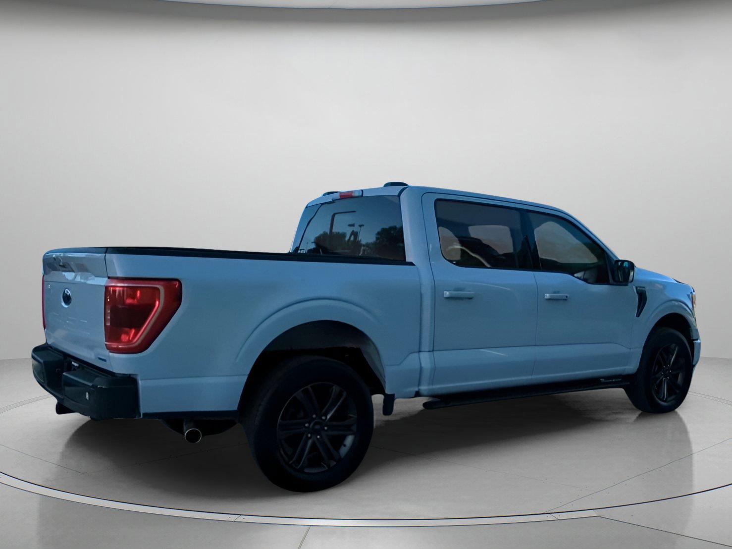 Certified 2022 Ford F150 XLT w/ Equipment Group 302A High image 24