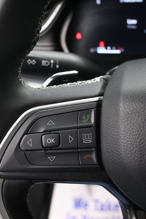 Used 2023 Jeep Grand Cherokee L Laredo AWD/4WD image 19