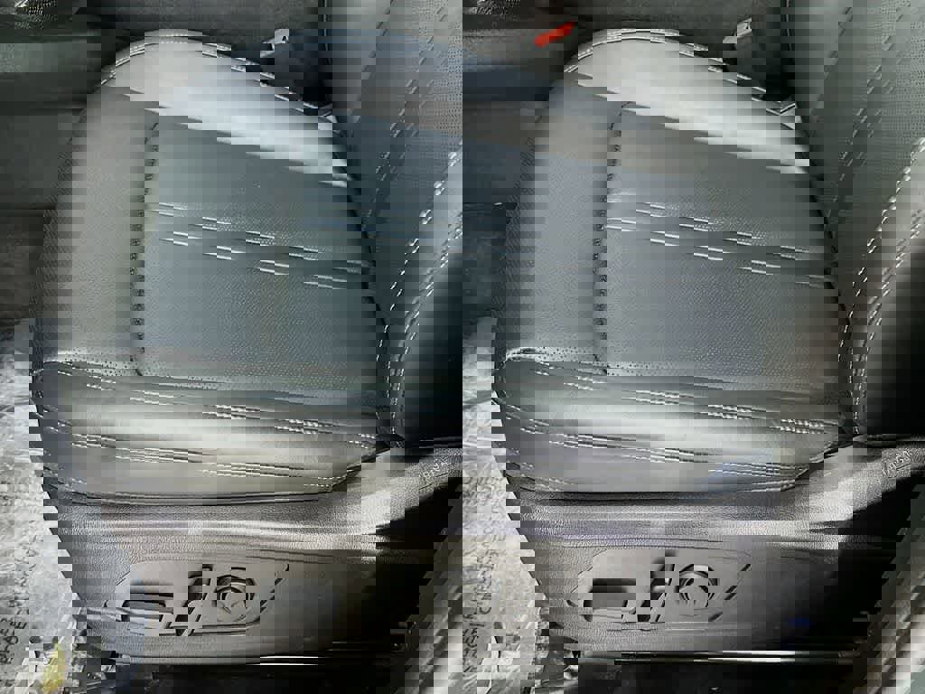 Used 2022 Kia Sorento S w/ Panoramic Sunroof Package image 31