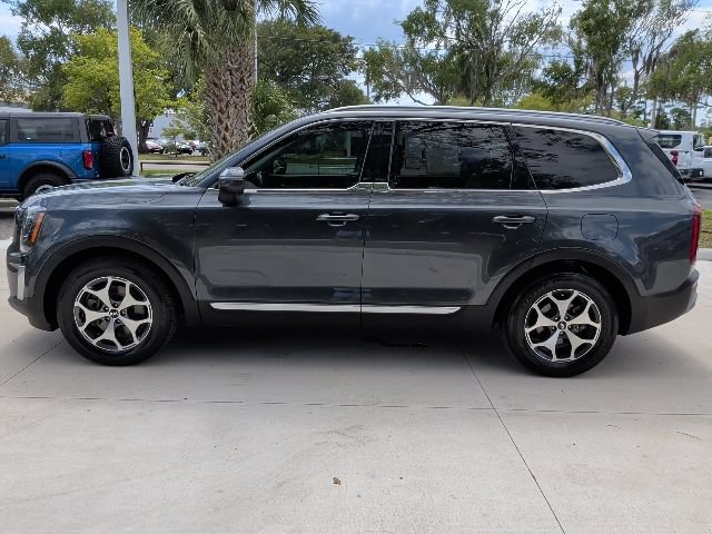 Used 2020 Kia Telluride EX w/ Towing Package FWD image 10