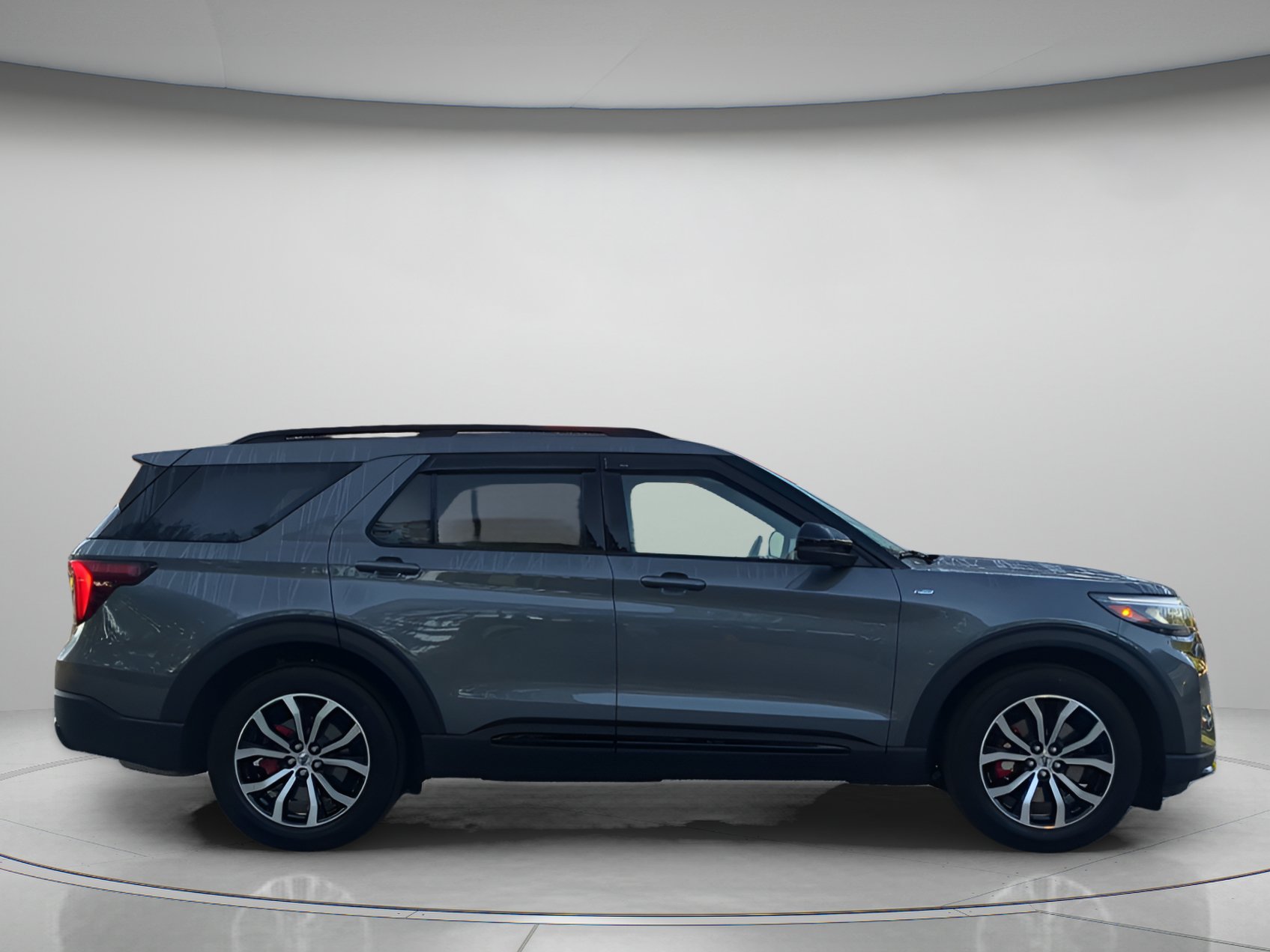 Certified 2026 Ford Explorer ST-Line w/ ST-Line Street Pack RWD image 39