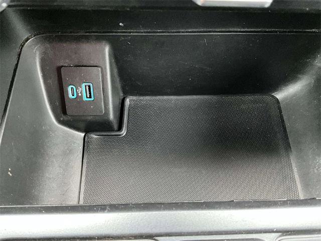 Certified 2022 Ford F150 XLT w/ Equipment Group 302A High image 17