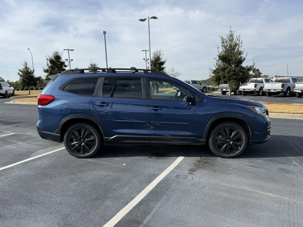 Used 2022 Subaru Ascent Onyx Edition image 9