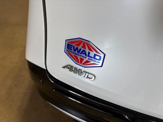 Used 2022 Toyota Sienna Platinum AWD/4WD image 37