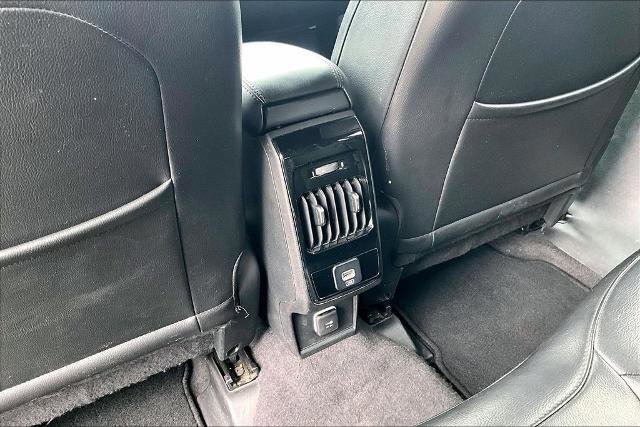 Used 2023 Jeep Compass Limited image 32