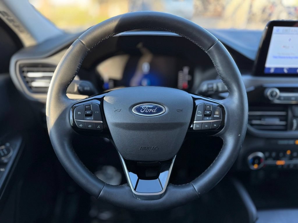 Certified 2024 Ford Escape Active AWD/4WD image 35